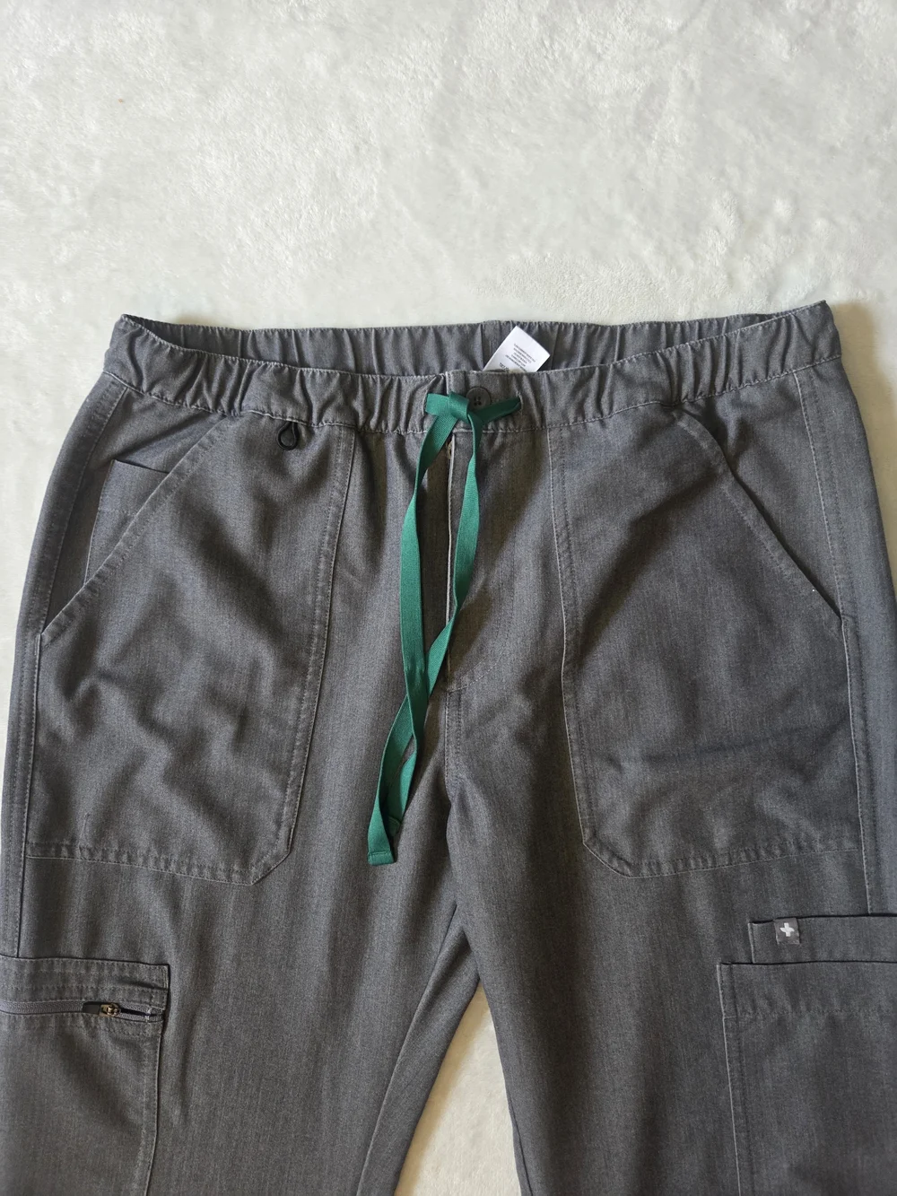FIGS Mens Cairo Cargo Scrub Pants Graphite Gray Technical Collection Size S